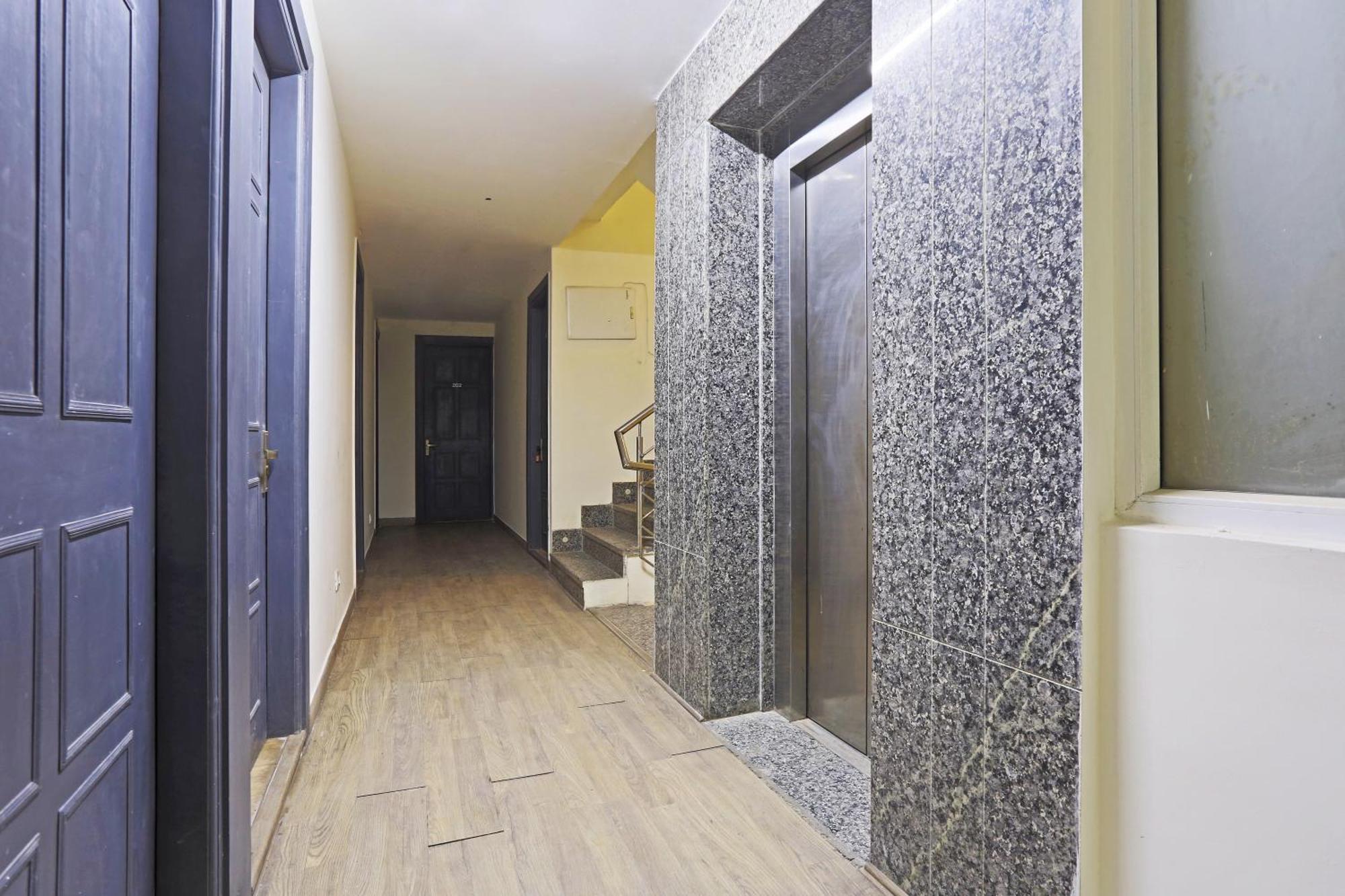 Hotel Twamev Residency Uttam Nagar Couple Friendly Delhi  Exterior photo